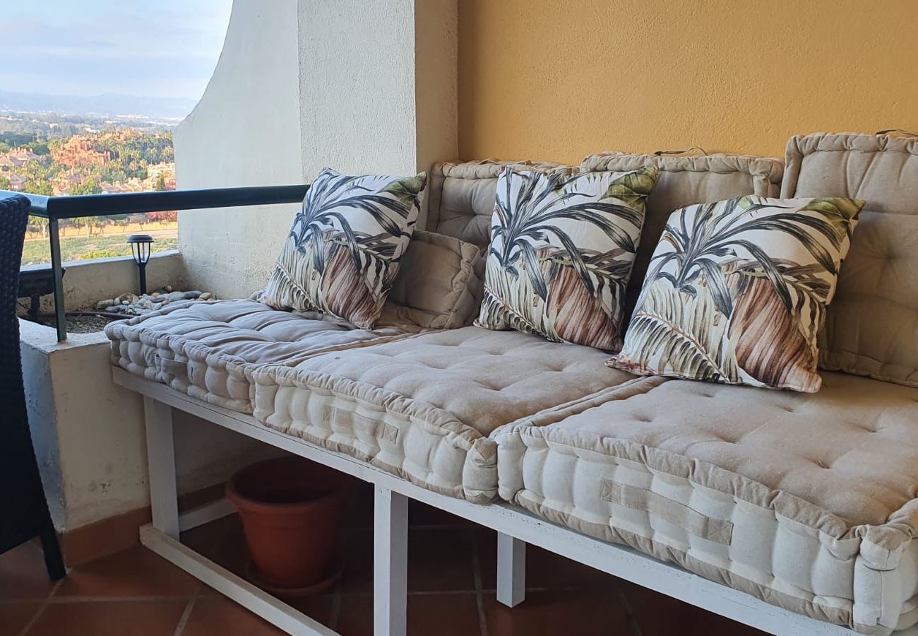 Apartamento en Marbella - Cozy apartment with Sea view in Nueva Andalucia, Marbella