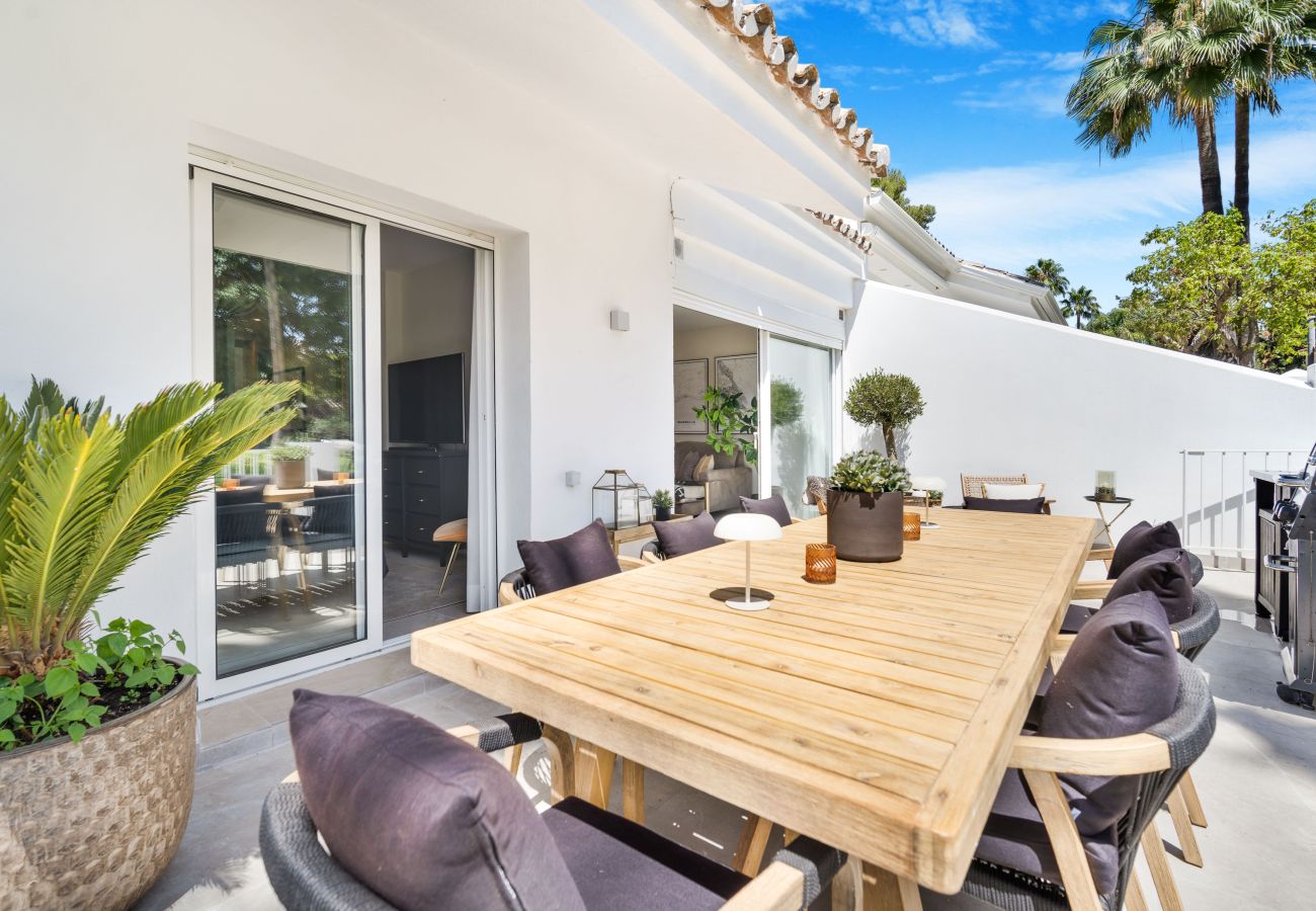 Apartamento en Nueva andalucia - Elegante apartamento de 3 dormitorios en Puerto Banús