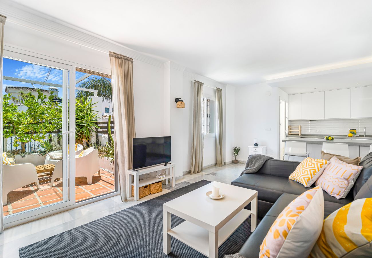 Apartamento en Nueva andalucia - Cozy Penthouse in Nueva Andalucia, Marbella