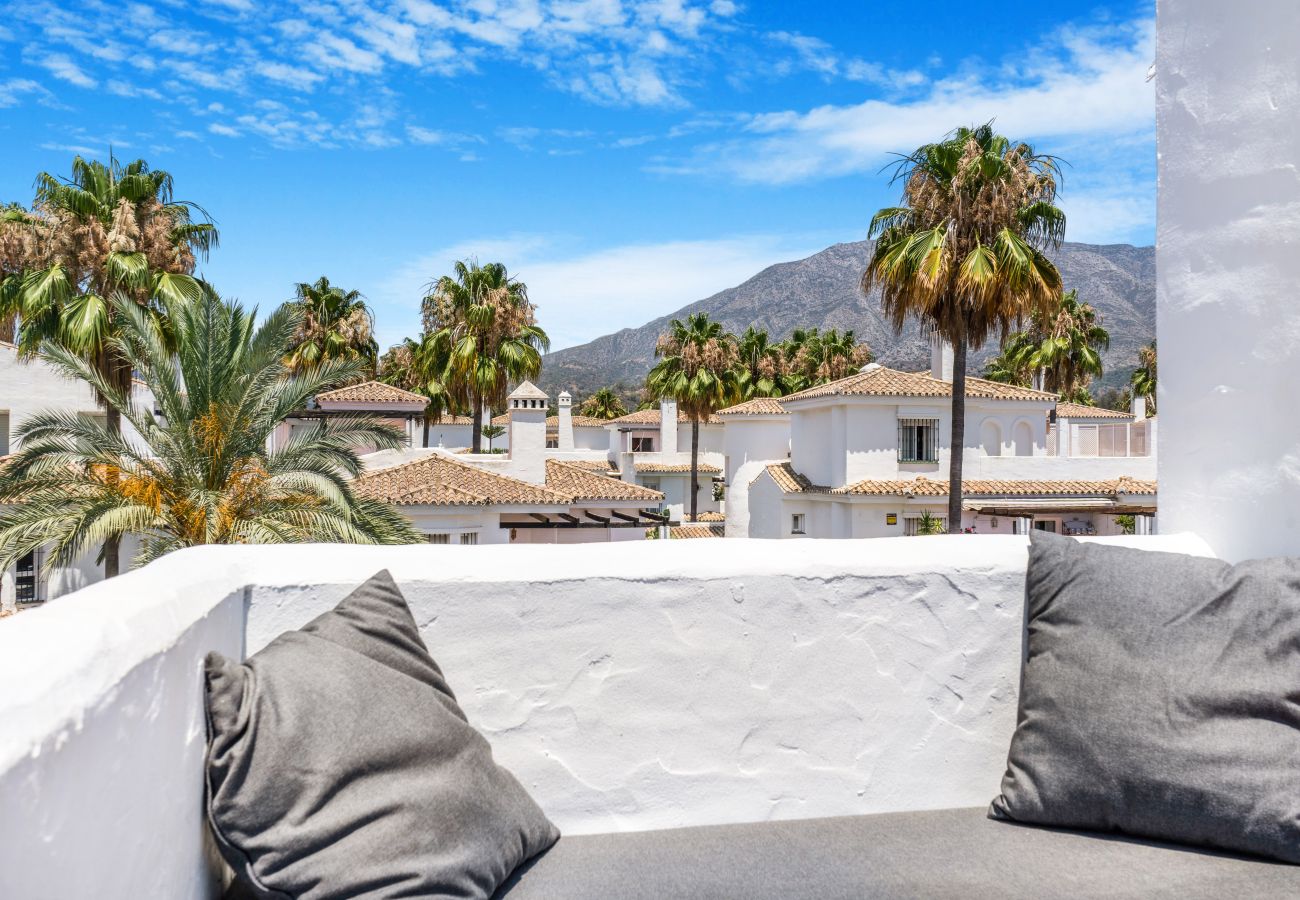 Apartamento en Nueva andalucia - Cozy Penthouse in Nueva Andalucia, Marbella