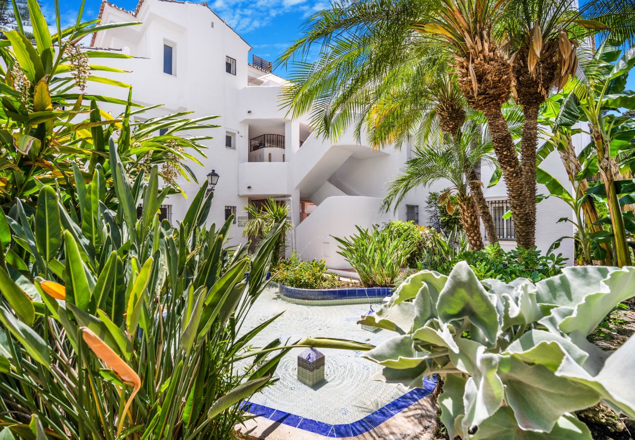 Apartamento en Nueva andalucia - Cozy Penthouse in Nueva Andalucia, Marbella