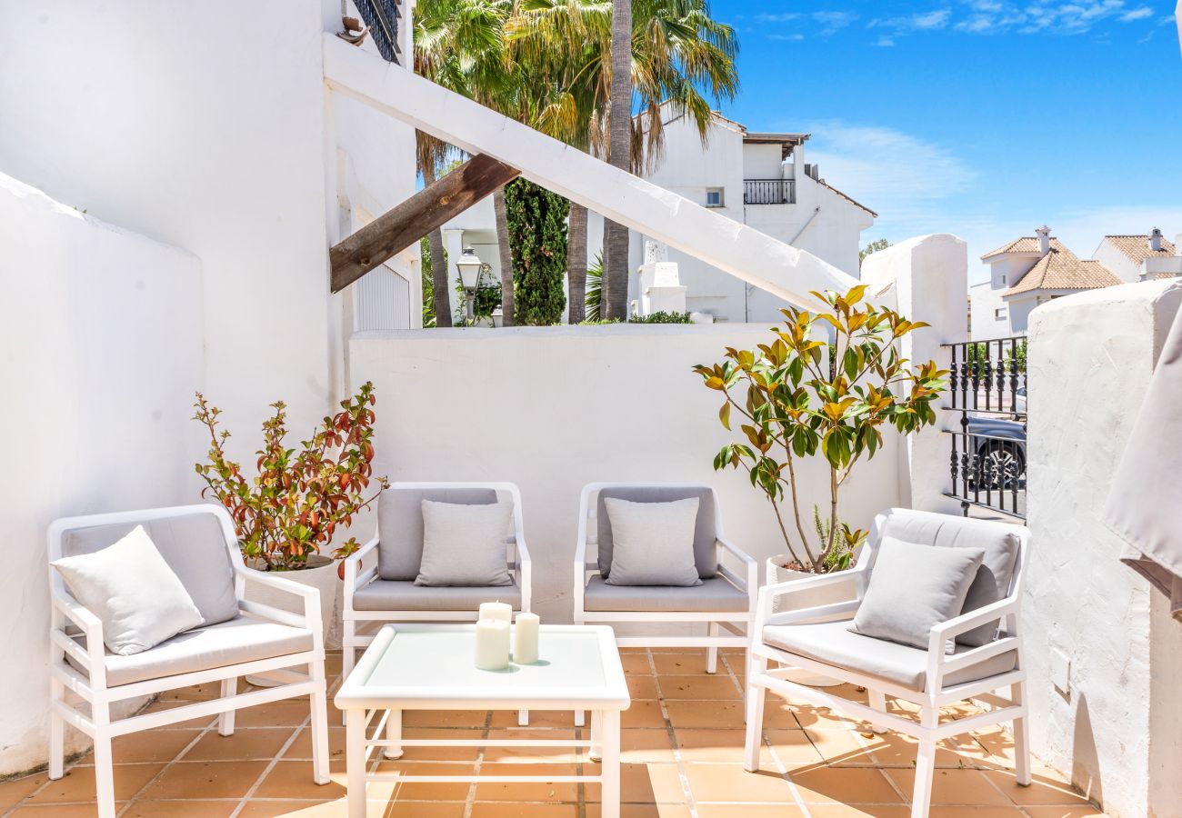 Casa adosada en Nueva andalucia - Stylish Townhouse in Puerto Banus, Marbella