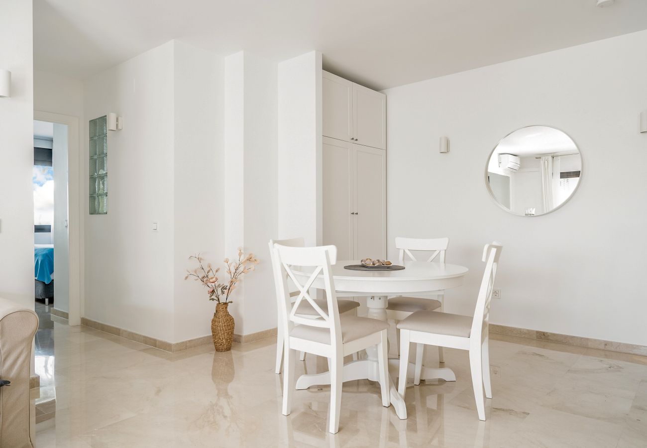 Apartment in Nueva andalucia - Nice apartment next to Hard Rock Hotel