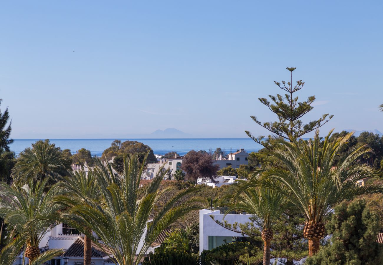 Lägenhet i Marbella - 3 bed Puerto Banus with seaview