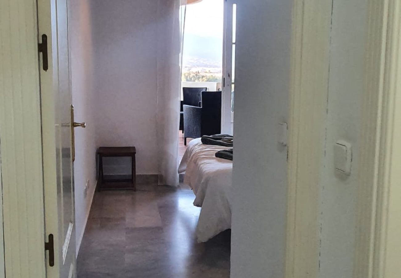 Lägenhet i Marbella - Cozy apartment with Sea view in Nueva Andalucia, Marbella
